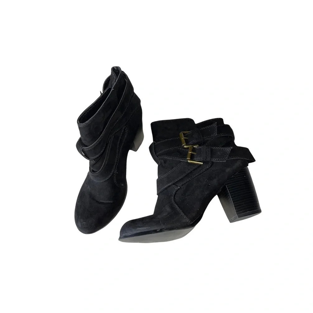 American Eagle Black Faux Suede Buckle Block Heel Ankle Boots 8 Women’s